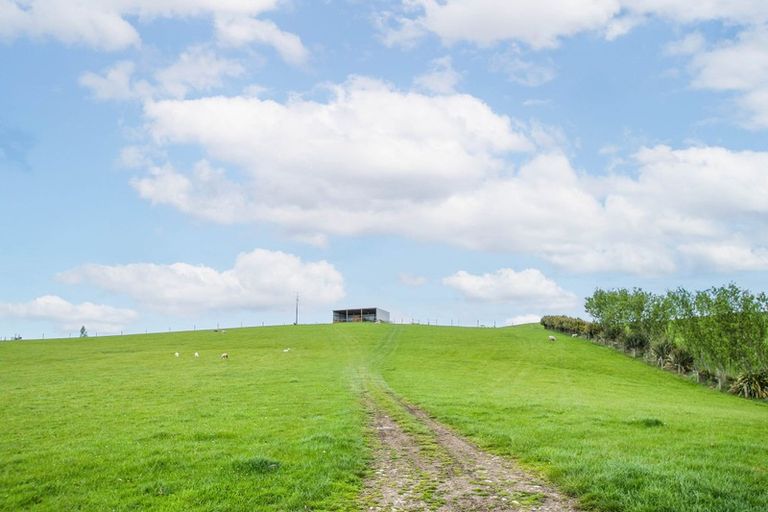 Photo of property in 7 Clarks Flat Road, Lawrence, 9593