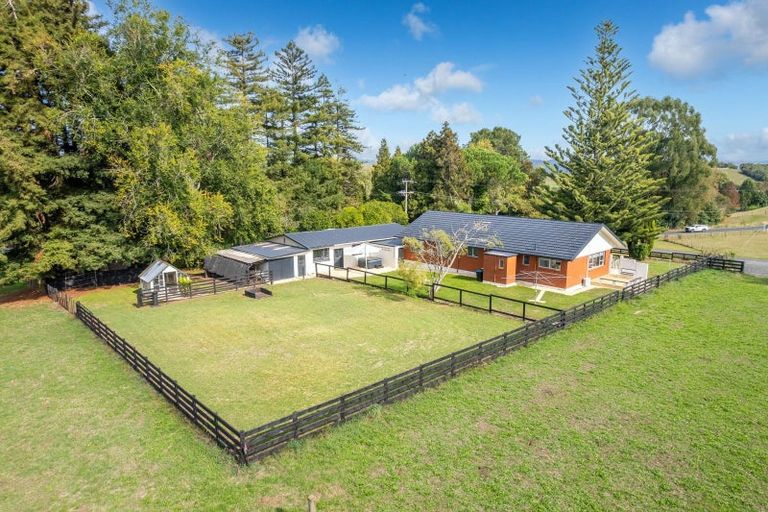 Photo of property in 4 Berkers Road, Ngahinapouri, Hamilton, 3290