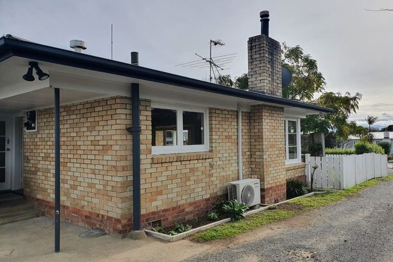 Photo of property in 17 Warriston Avenue, Waiuku, 2123