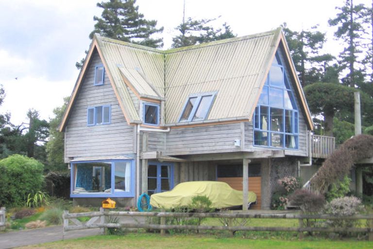 Photo of property in 117 Chevron Crescent, Whangamata, 3620