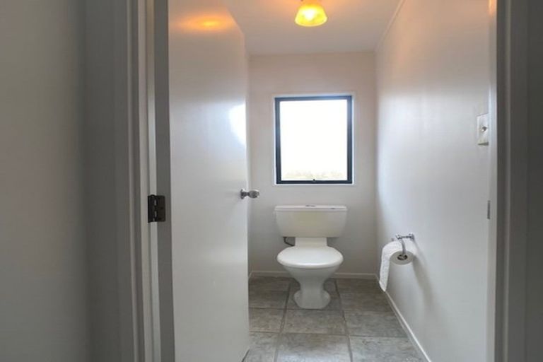 Photo of property in 73 Burswood Drive, Burswood, Auckland, 2013