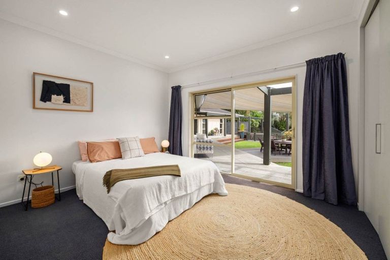 Photo of property in 17 Riddell Road, Kerikeri, 0230