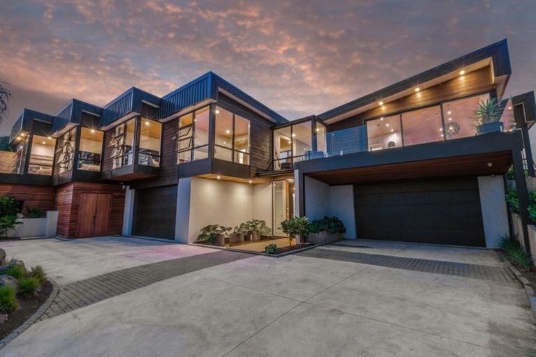 Photo of property in 1 Tirohanga Lane, Scarborough, Christchurch, 8081