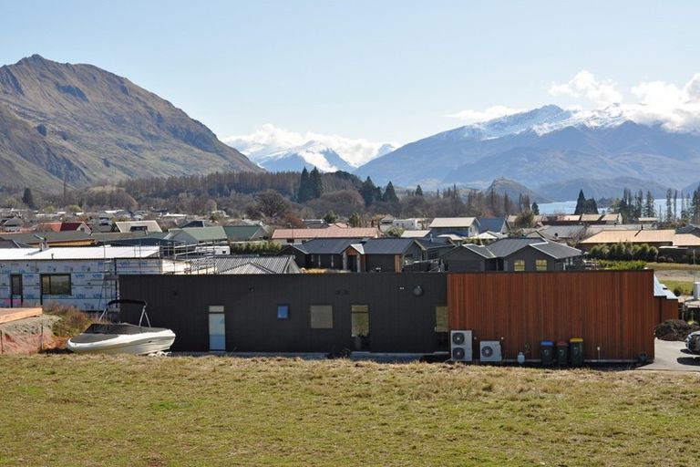 Photo of property in Meadowstone Alpha Series, 22 Sapphire Spring Rise, Wanaka, 9305