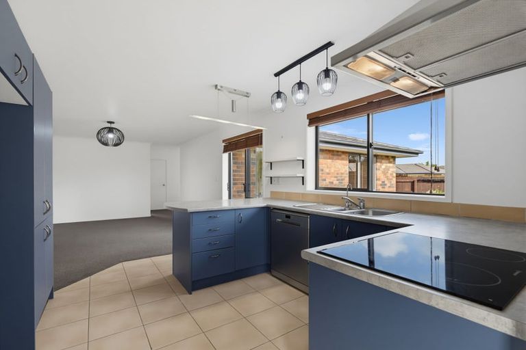 Photo of property in 46 Riverside Drive, Waiuku, 2123