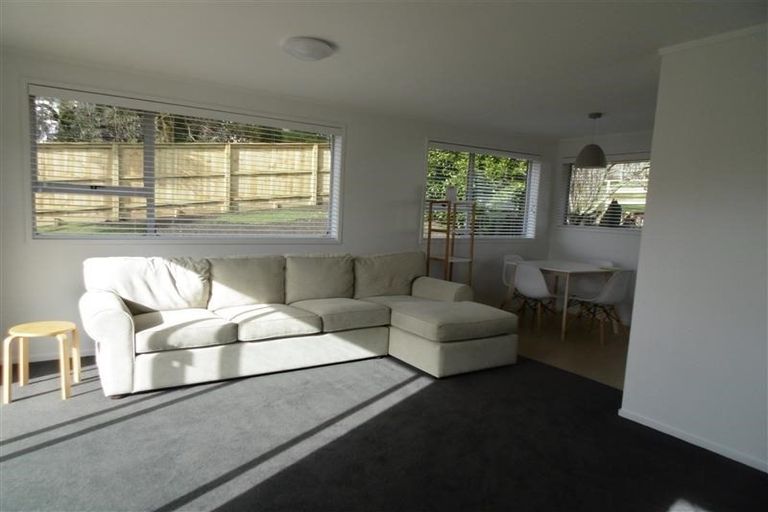 Photo of property in 1/36 Acacia Road, Torbay, Auckland, 0632