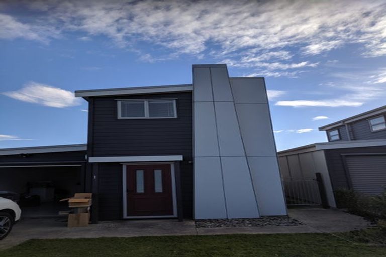 Photo of property in 1/14f Tireti Road, Titahi Bay, Porirua, 5022