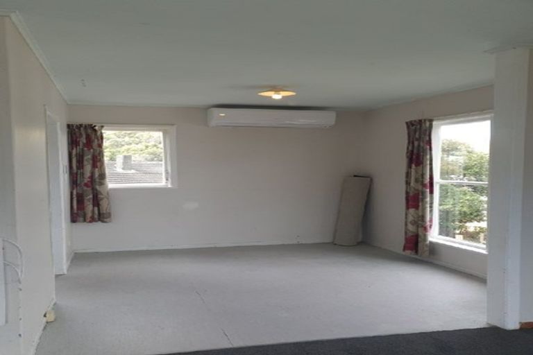 Photo of property in 38-40 Westmeath Street, Waitangirua, Porirua, 5024