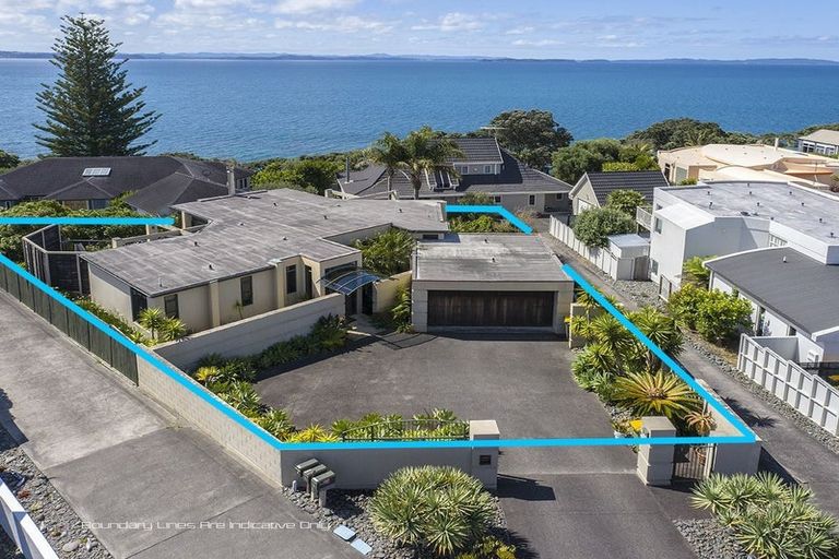 Photo of property in 12 Pacific Parade, Army Bay, Whangaparaoa, 0930