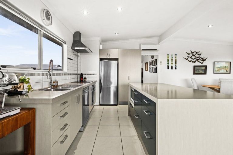 Photo of property in 1/7 The Esplanade, Westshore, Napier, 4110