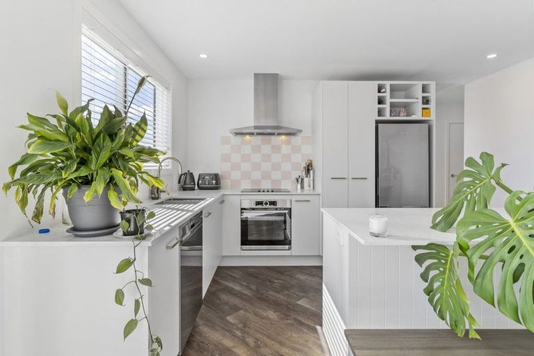 Photo of property in 11 Union Drive, Papamoa, 3118