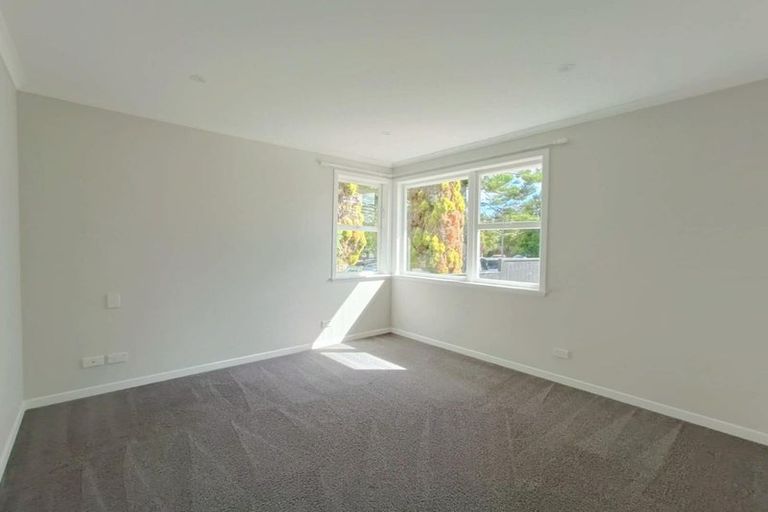 Photo of property in 2 Cindy Place, Pakuranga, Auckland, 2010