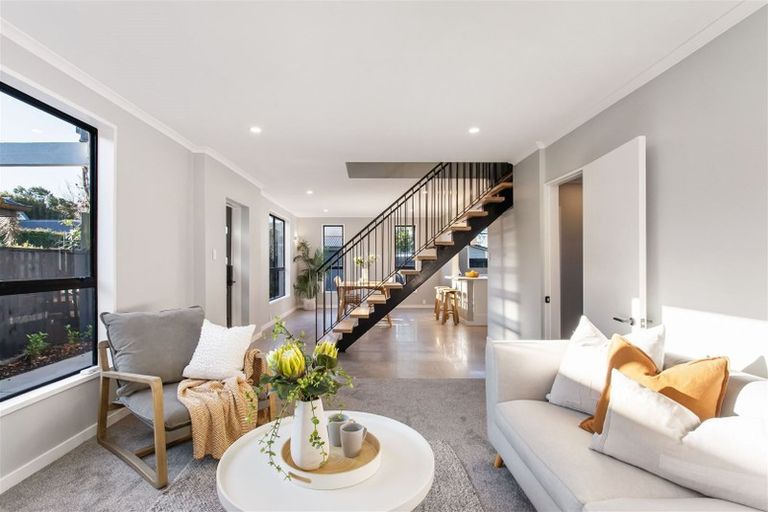 Photo of property in 1/97 Weston Road, St Albans, Christchurch, 8052