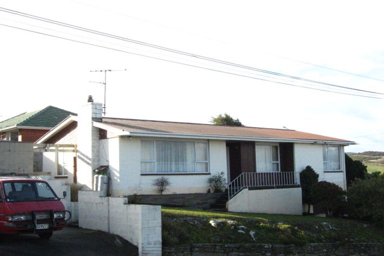 Photo of property in 2 Aytoun Street, Shiel Hill, Dunedin, 9013