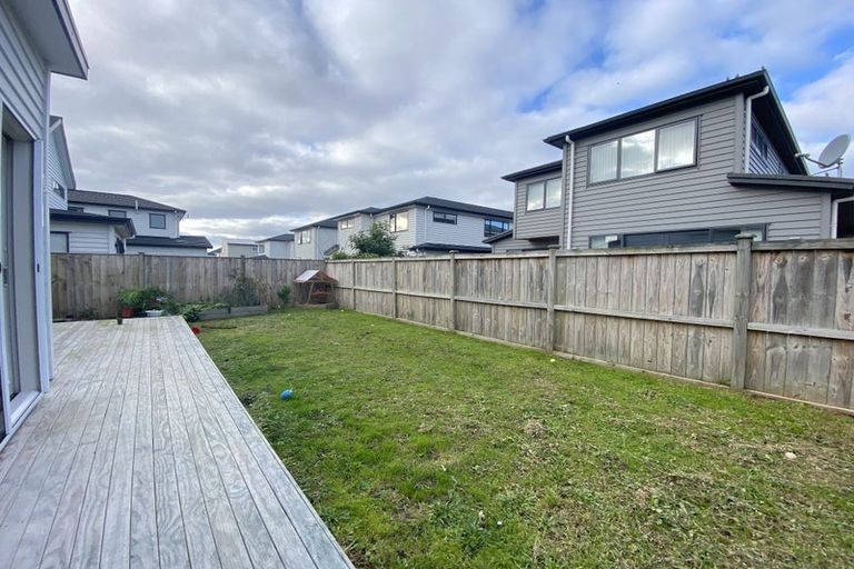 Photo of property in 20 Pinefield Road, Whenuapai, Auckland, 0618