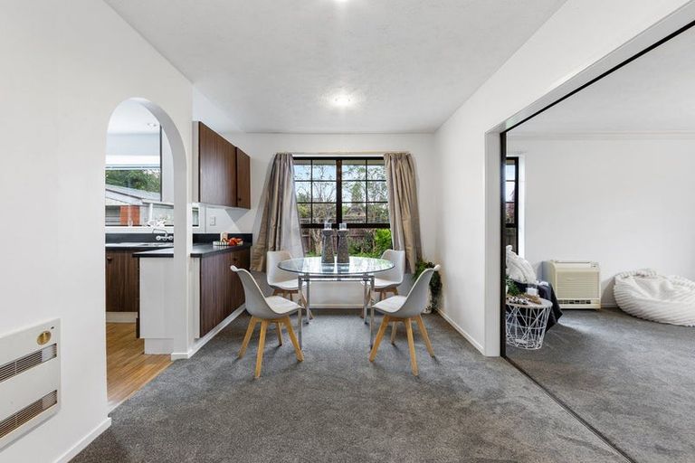 Photo of property in 2/17a Dalrye Place, Ilam, Christchurch, 8041