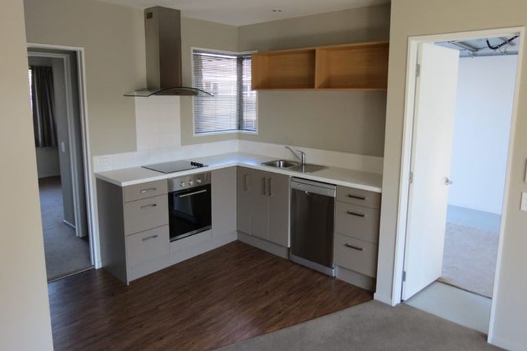 Photo of property in 7/18 Goldsmith Place, Waltham, Christchurch, 8023