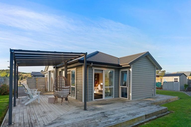 Photo of property in 7 Te Wiremu Lane, Otaki, 5512