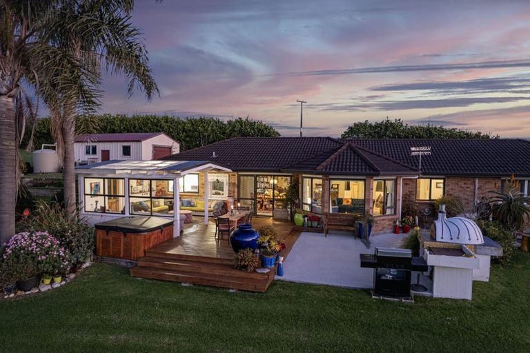 Photo of property in 90 Gilbert Road, Mata, Whangarei, 0171