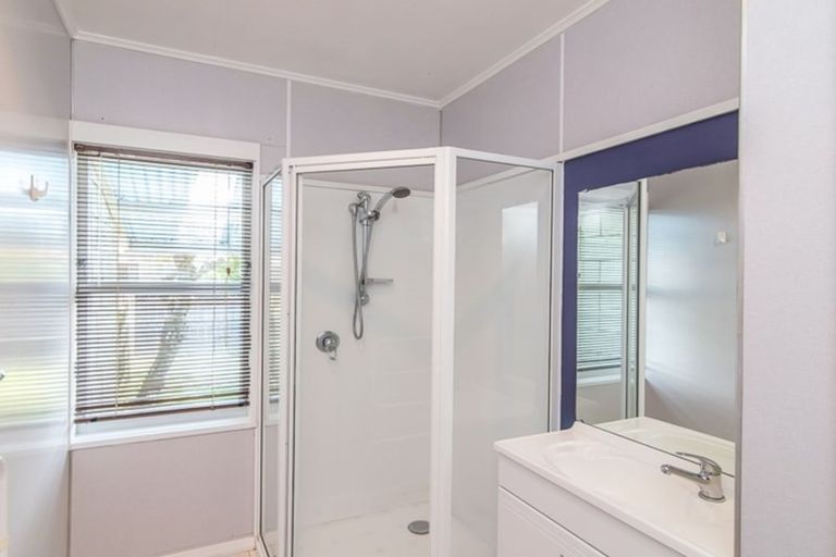 Photo of property in 45 Alexander Road, Raumati Beach, Paraparaumu, 5032