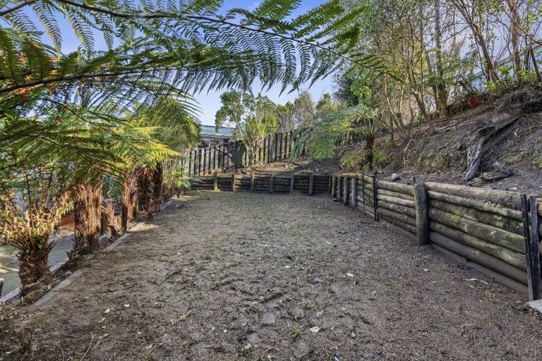 Photo of property in 57 Norana Road, Timberlea, Upper Hutt, 5018