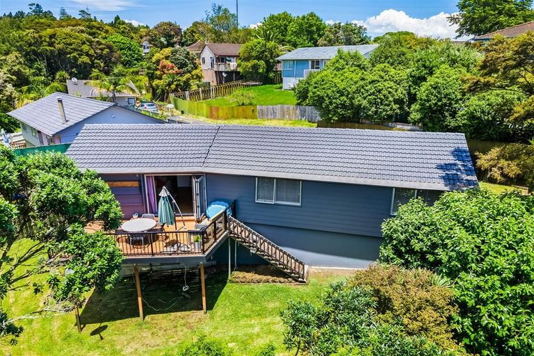 Photo of property in 63 Lynn Road, Bayview, Auckland, 0629