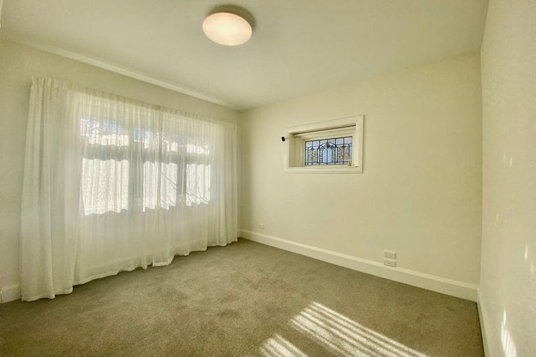 Photo of property in 28 Bowenvale Avenue, Cashmere, Christchurch, 8022