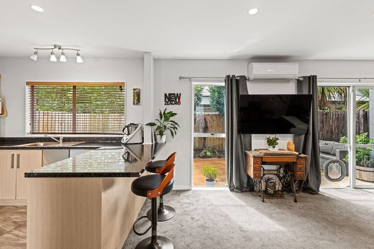 Photo of property in 2/47 Trafalgar Street, St Albans, Christchurch, 8014