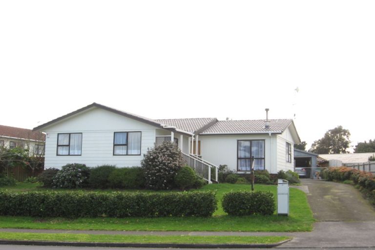 Photo of property in 107 Carnoustie Drive, Wattle Downs, Auckland, 2103