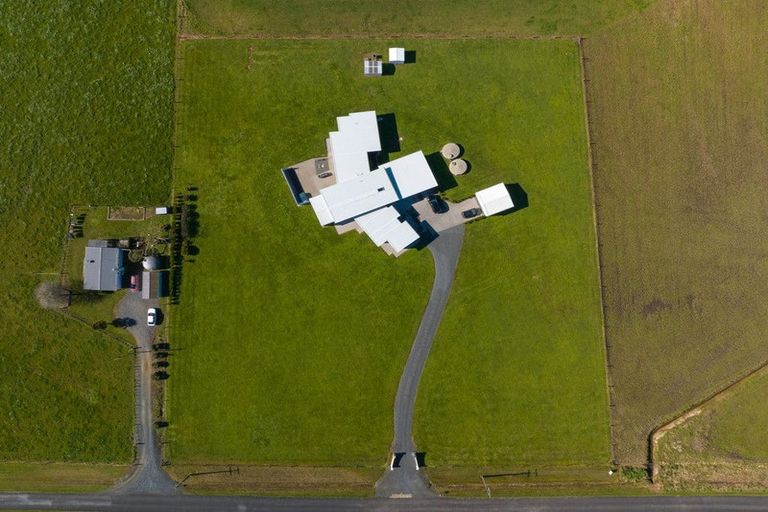 Photo of property in 382 Taukoro Road, Morrinsville, 3375