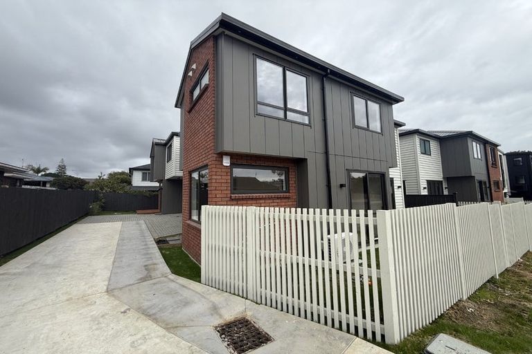 Photo of property in 4/44 Abercrombie Street, Howick, Auckland, 2014