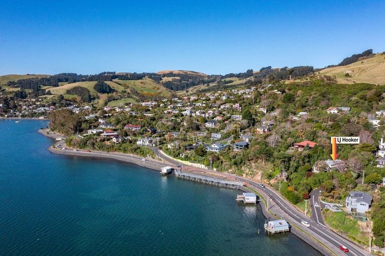 Photo of property in 1 Howard Street, Macandrew Bay, Dunedin, 9014