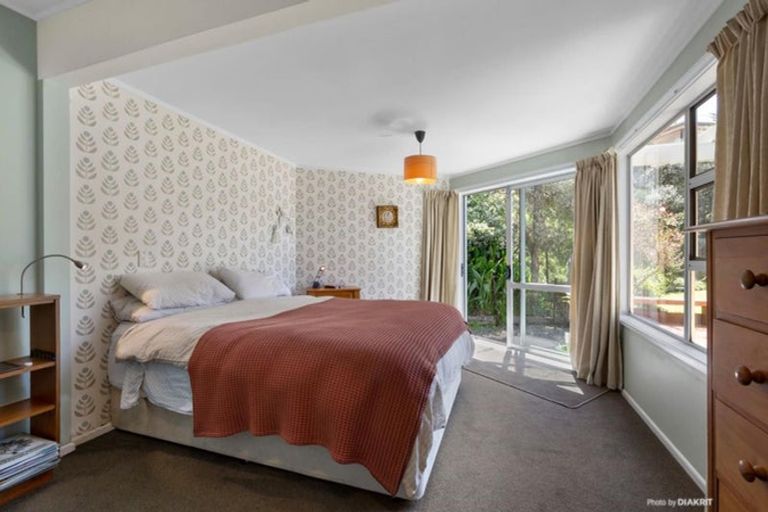 Photo of property in 4 Dormar Place, Churton Park, Wellington, 6037