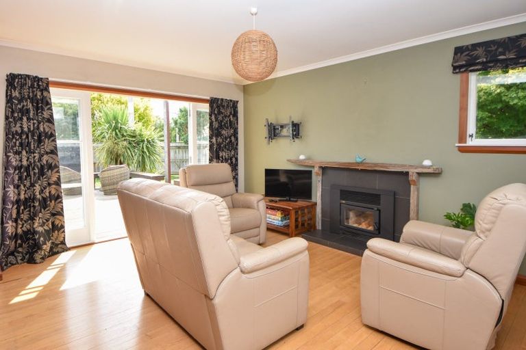 Photo of property in 22 Humphries Street, Greytown, 5712