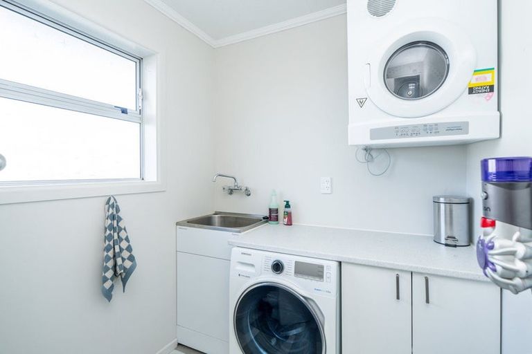 Photo of property in 43 Kowhai Avenue, Hargest, Invercargill, 9810