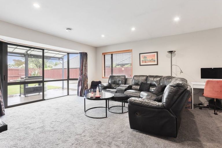 Photo of property in 4b Goodwood Close, Rangiora, 7400