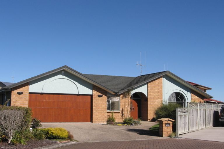 Photo of property in 3 Stanfield Court, Rototuna, Hamilton, 3210