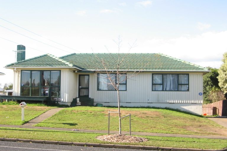 Photo of property in 28 Friedlanders Road, Manurewa, Auckland, 2102