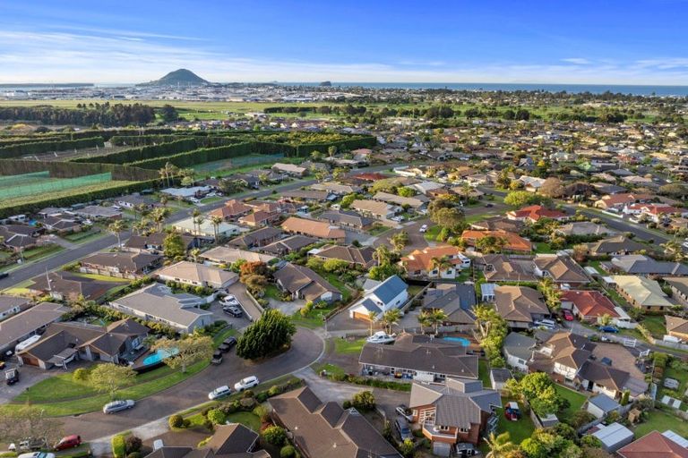 Photo of property in 15 Verbena Glen, Mount Maunganui, 3116