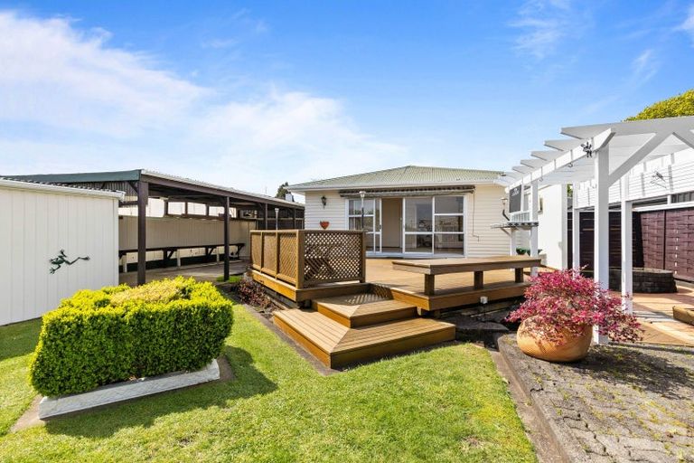 Photo of property in 208 Carrington Street, Vogeltown, New Plymouth, 4310