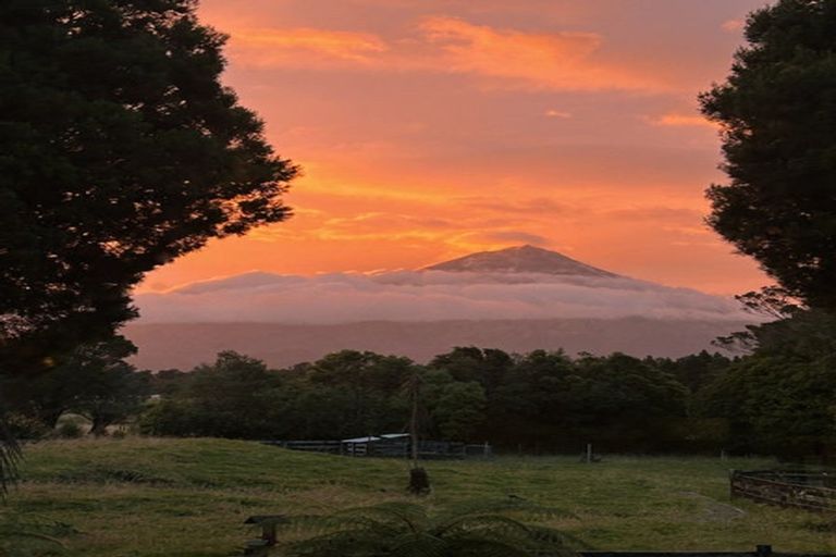 Photo of property in 922 Pembroke Road, Pembroke, Stratford, 4391