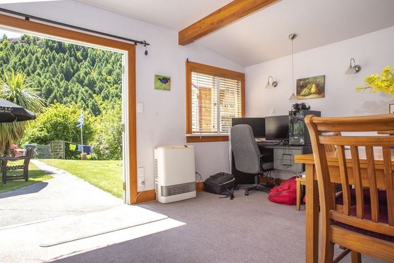 Photo of property in 51b Manse Road, Arrowtown, 9302