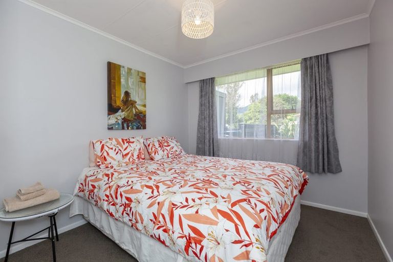 Photo of property in 25a Manawa Avenue, Raumati Beach, Paraparaumu, 5032