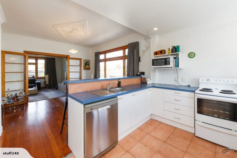 Photo of property in 8 Stewart Crescent, Hokowhitu, Palmerston North, 4410