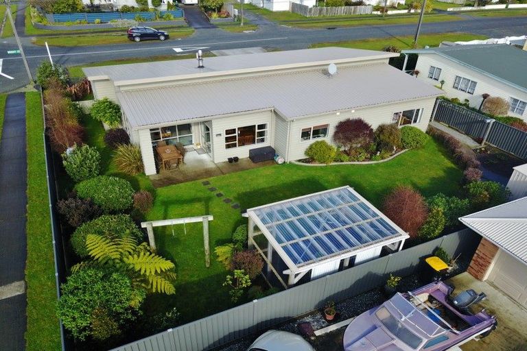 Photo of property in 23 Bright Street, Westport, 7825