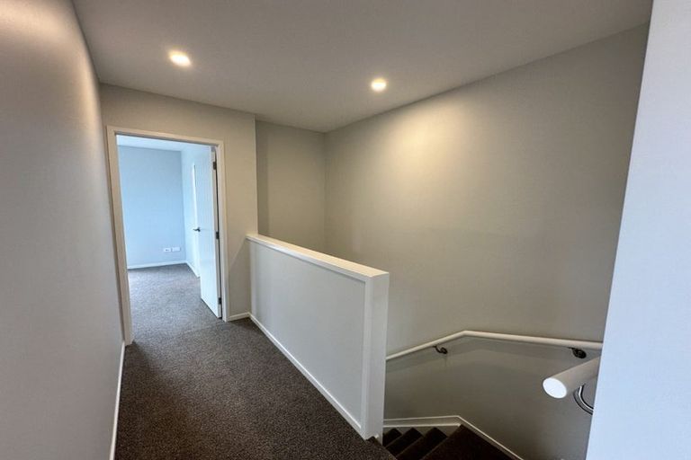 Photo of property in 8/51 Wharf Road, Te Atatu Peninsula, Auckland, 0610