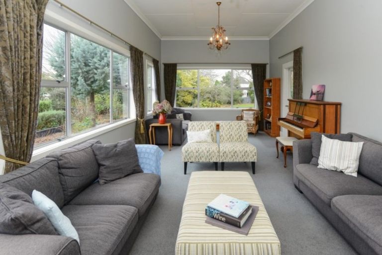 Photo of property in 2 Henderson Street, Otane, 4202