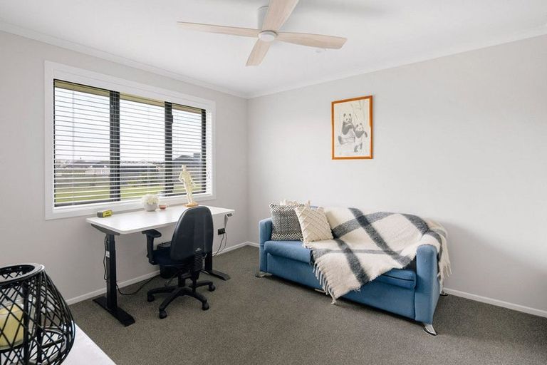 Photo of property in 43 Seachange Drive, Leamington, Cambridge, 3432