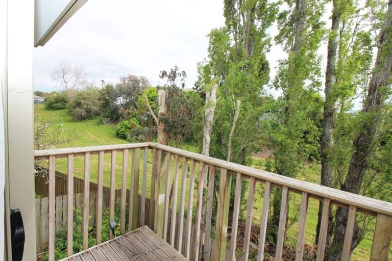 Photo of property in 18a Ennis Avenue, Pakuranga Heights, Auckland, 2010