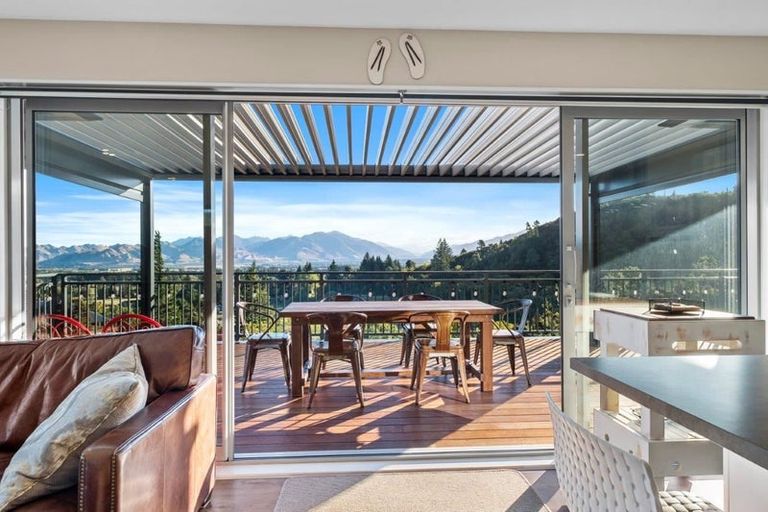 Photo of property in 3 Kereru Rise, Hanmer Springs, 7334